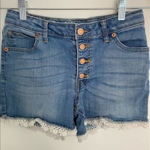 Girl shorts